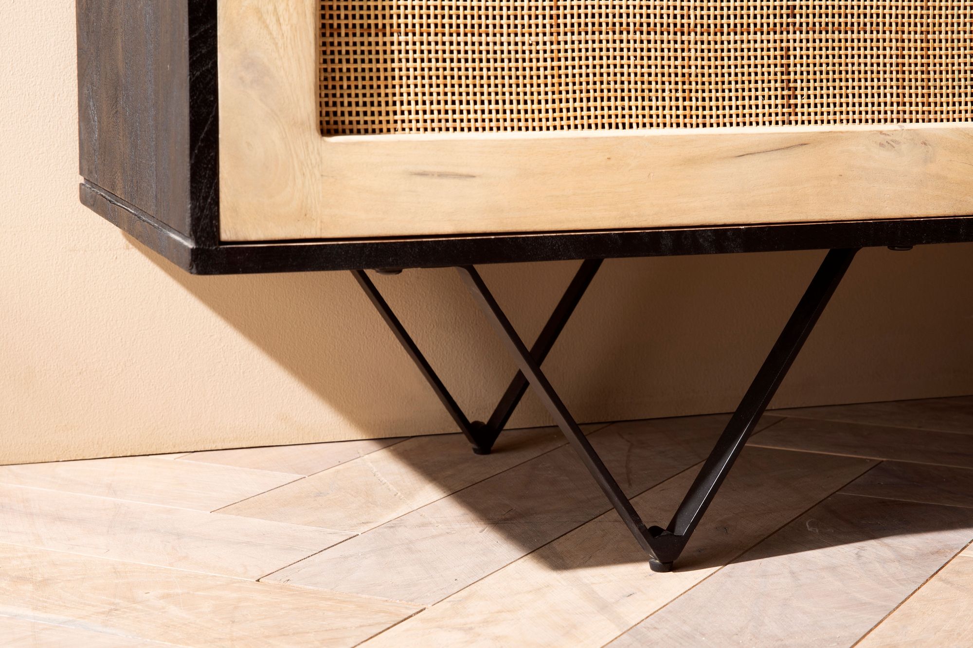 Sideboard FineBuy Anrichte 175x75x45 cm Massivholz Rattan Kommodenschrank