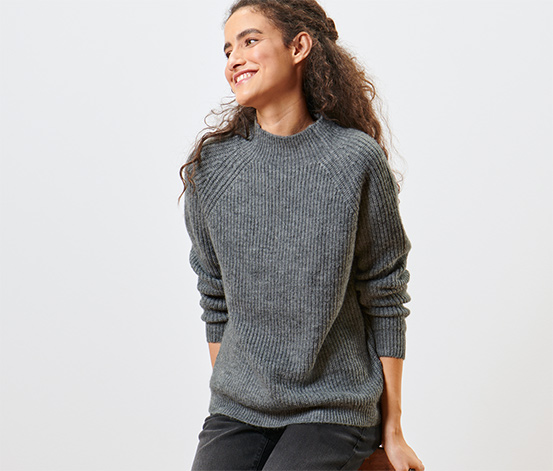 Strickpullover mit Stehkragen, grau meliert