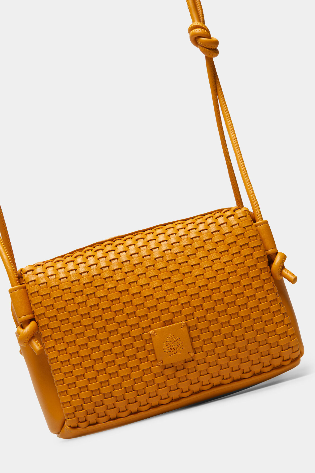 Bolso Bandolera Trenzado - dourado