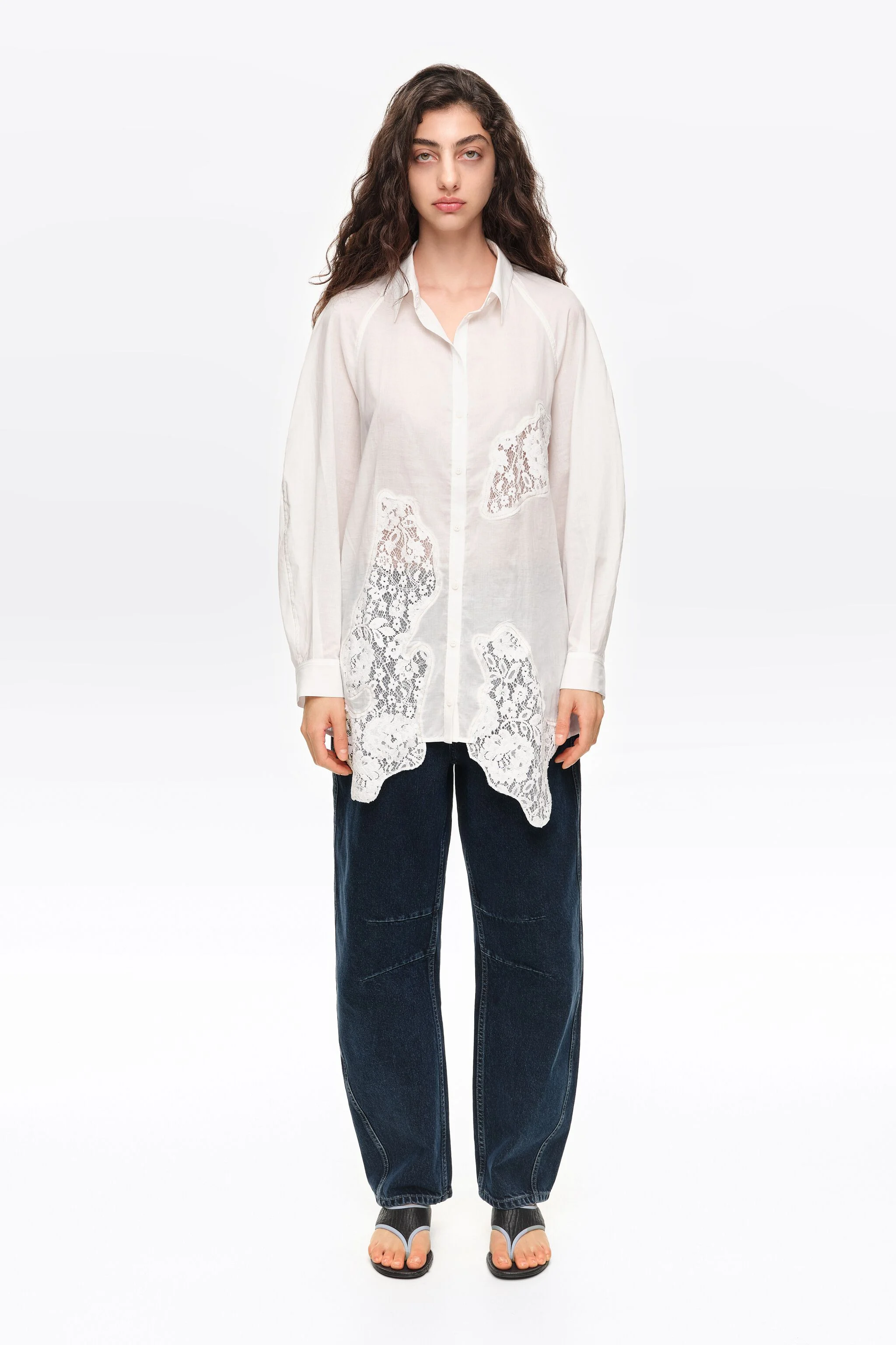 Camiseta de renda oversized cor marfim