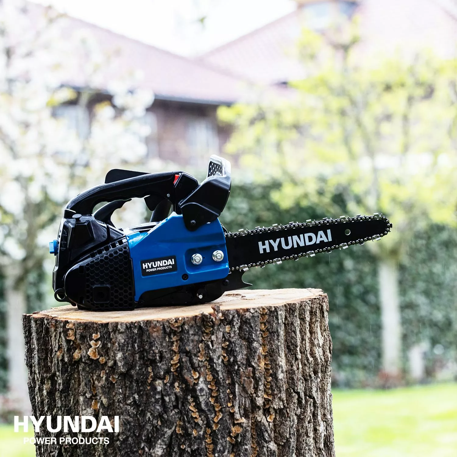 Hyundai 57257 Benzine kettingzaag - 2-takt - 25,4 cc - 250 mm - carved zwaard