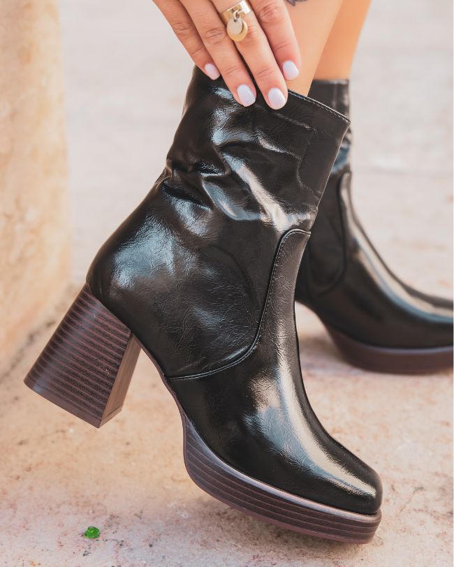 Bottines femme noires à talon - Emy