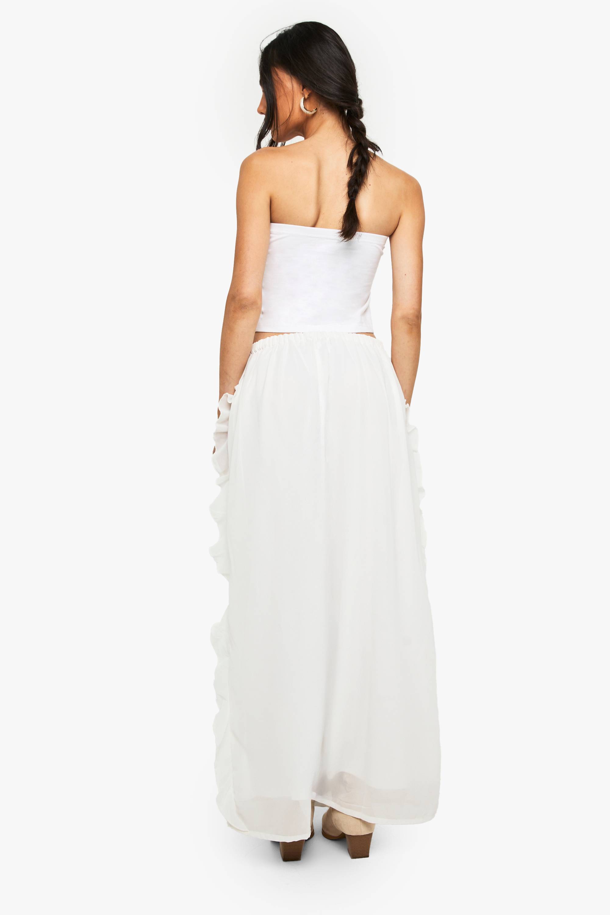 boohoo Jupe maxi en mousseline à volants