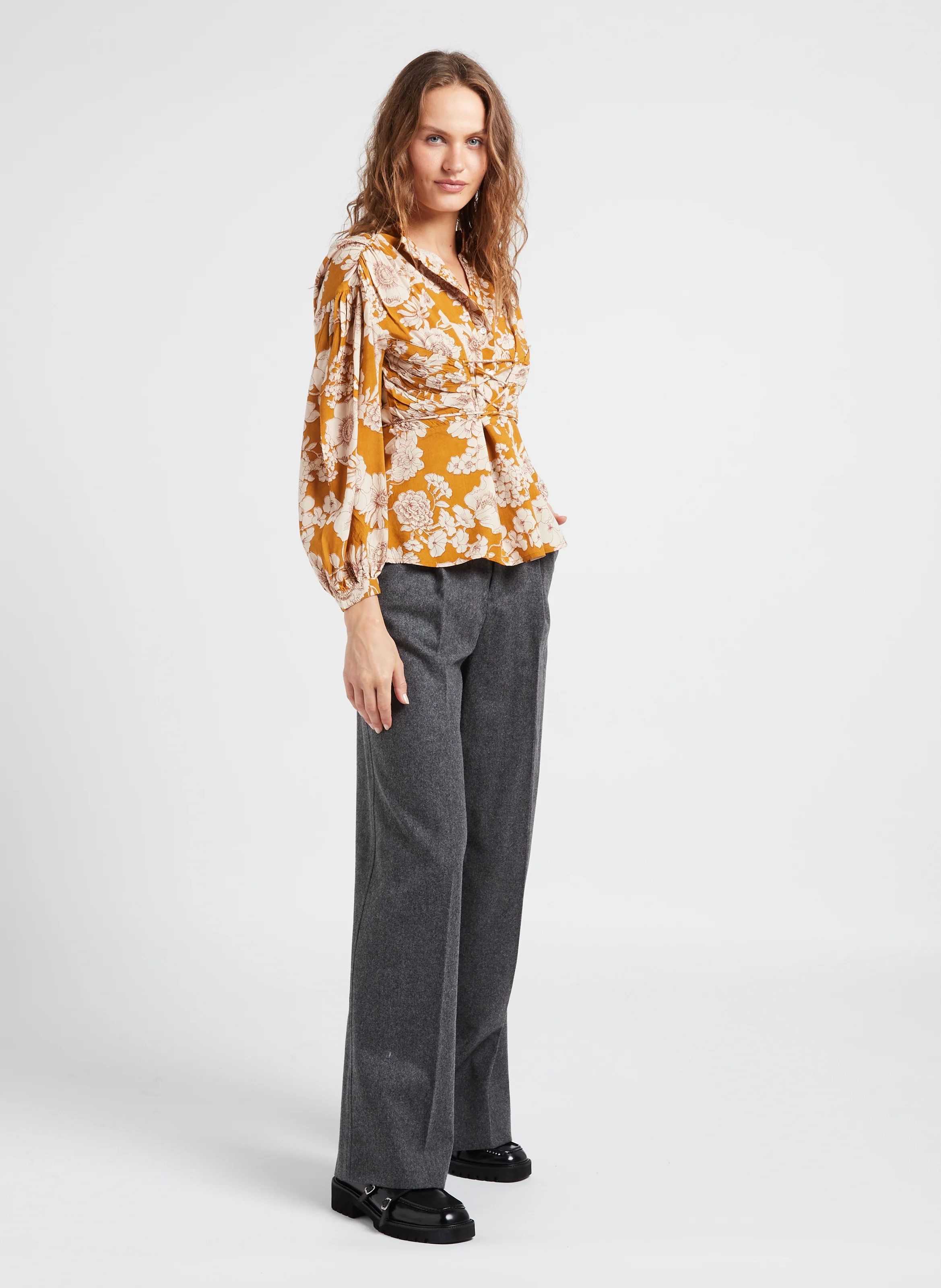 LEONIE - Blouse col rond à imprimé floral | Beige