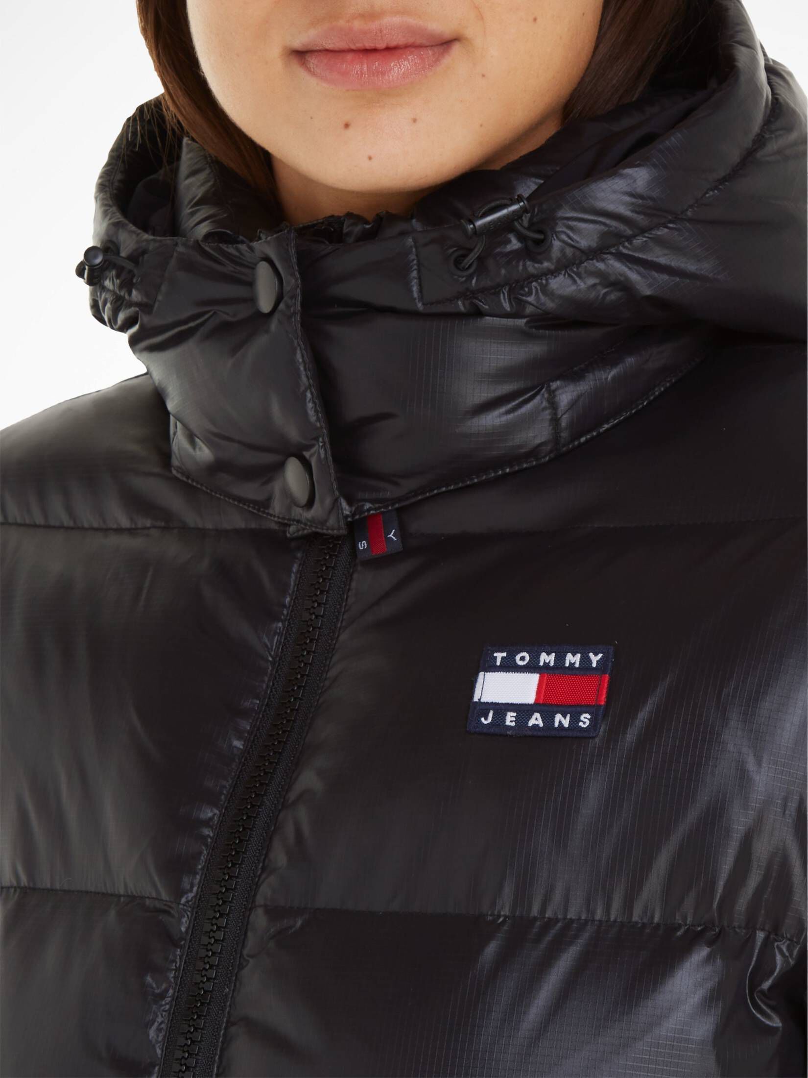 Tommy Jeans| Damen Daunenjacke mit Kapuze TJW MIDI ALASKA PUFFER