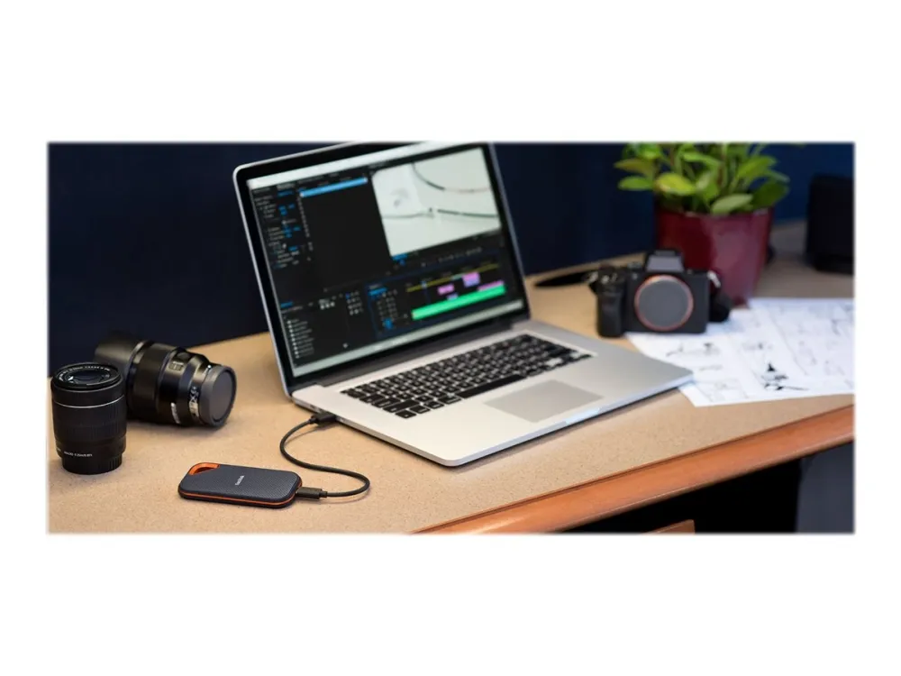 SD EXTREME PRO 4TB PORTABLE SSD READ/WRITE UP TO 2000MB/S USB 3.