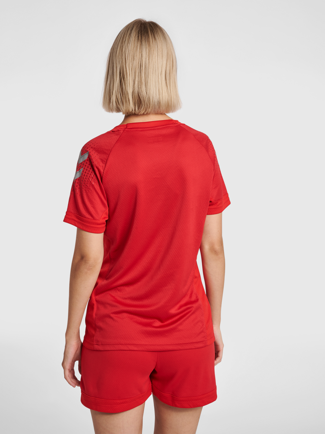 hmlLEAD WOMENS S/S POLY JERSEY