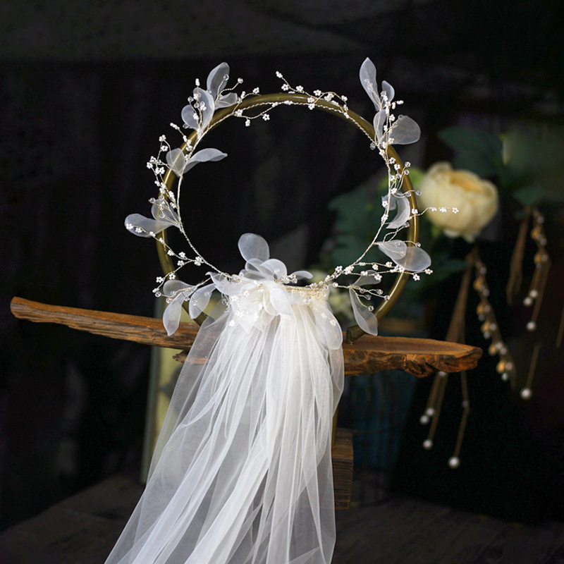 (52cm) Braut Schleier Haarschmuck Tüll Schleier mit Blumenkranz - Style 1