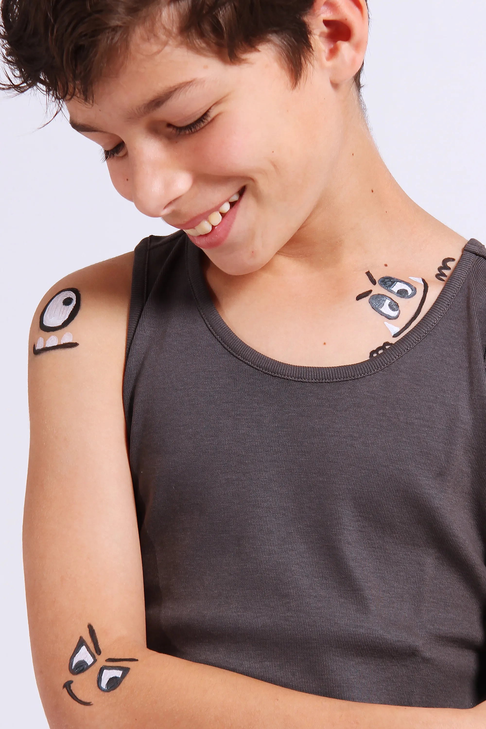 Nailmatic Coffret enfant feutres de maquillage Tatoo Pen + cahier d’activités