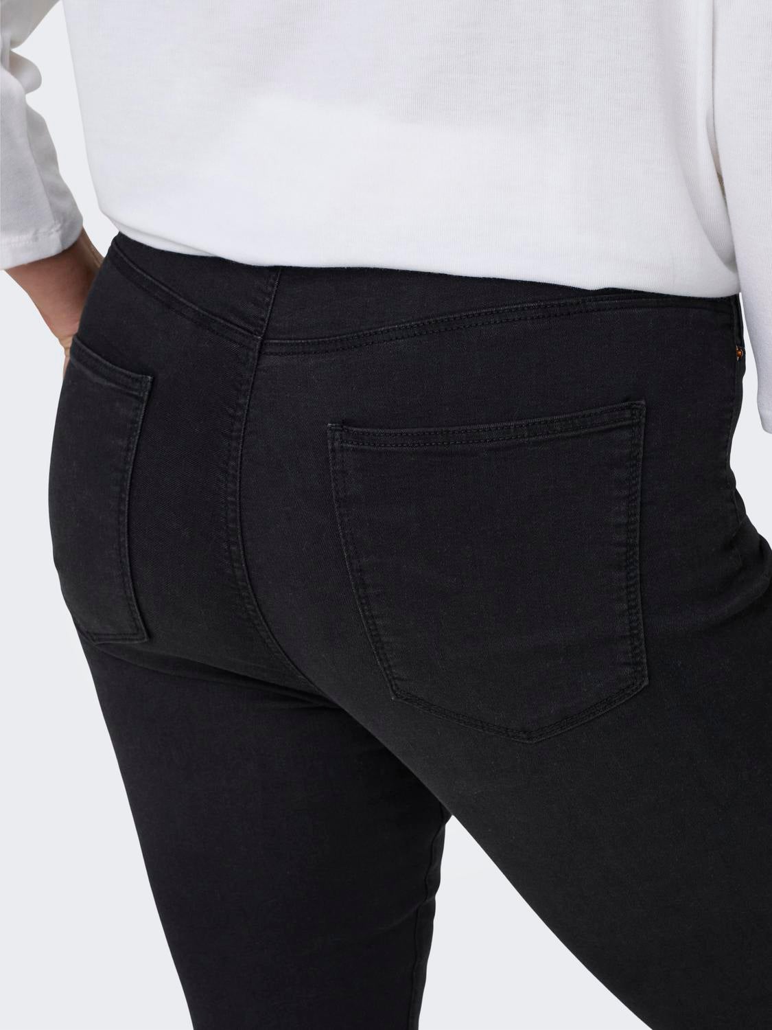 CARMILA-IRIS Hohe Taille Skinny Fit Jeans Washed Black