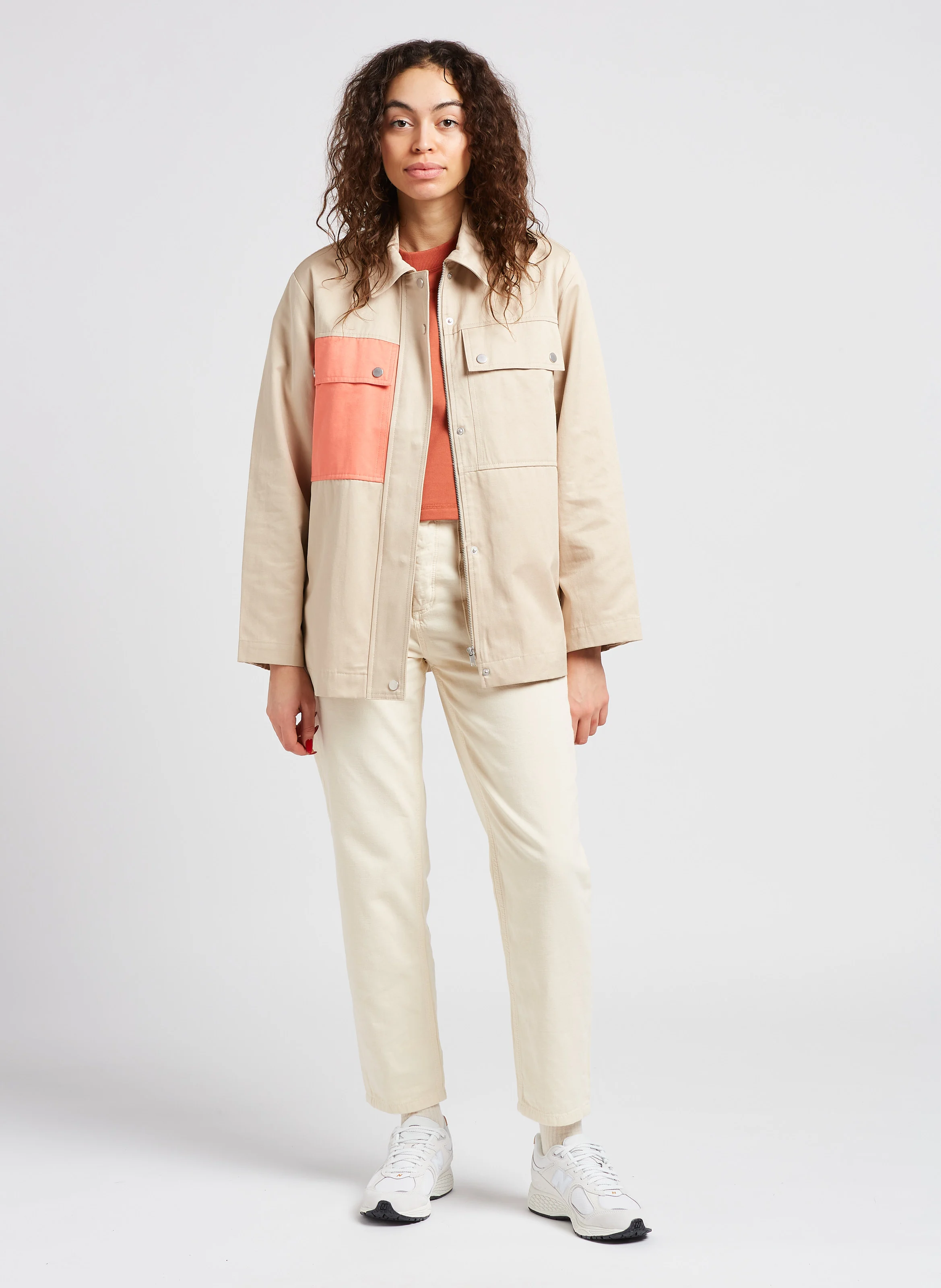 Sweat court col rond brodé en coton | Marron