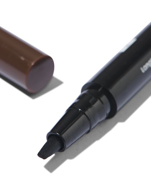 stylo à sourcils brun foncé