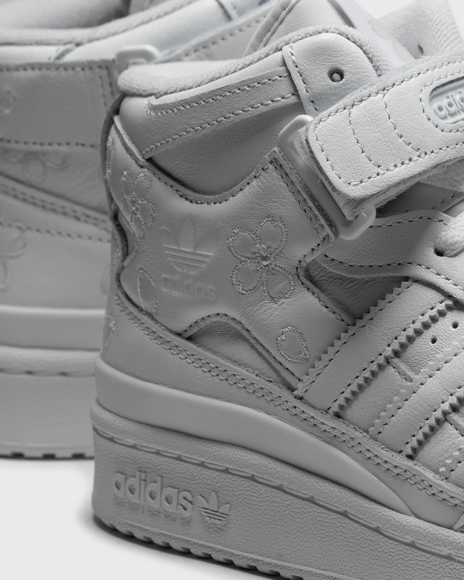 Adidas FORUM MID HNM