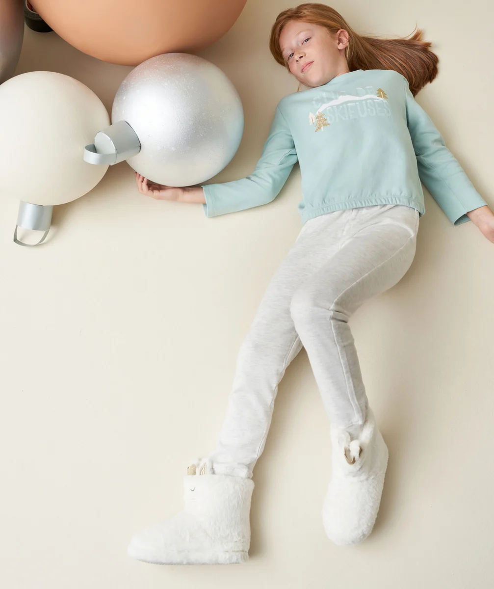 PYJAMA FILLE EN COTON BIOLOGIQUE BLEU ET GRIS AVEC MESSAGE THÈME SKI