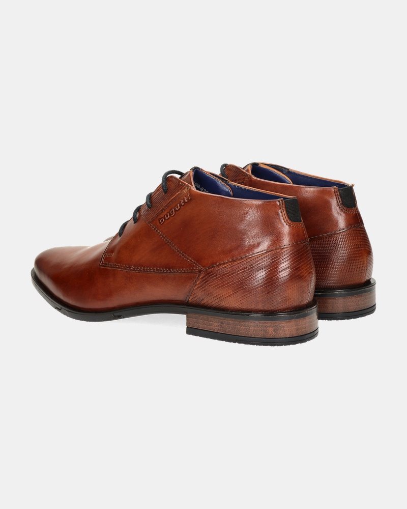 Bugatti Gapo Hoge nette schoenen  - cognac