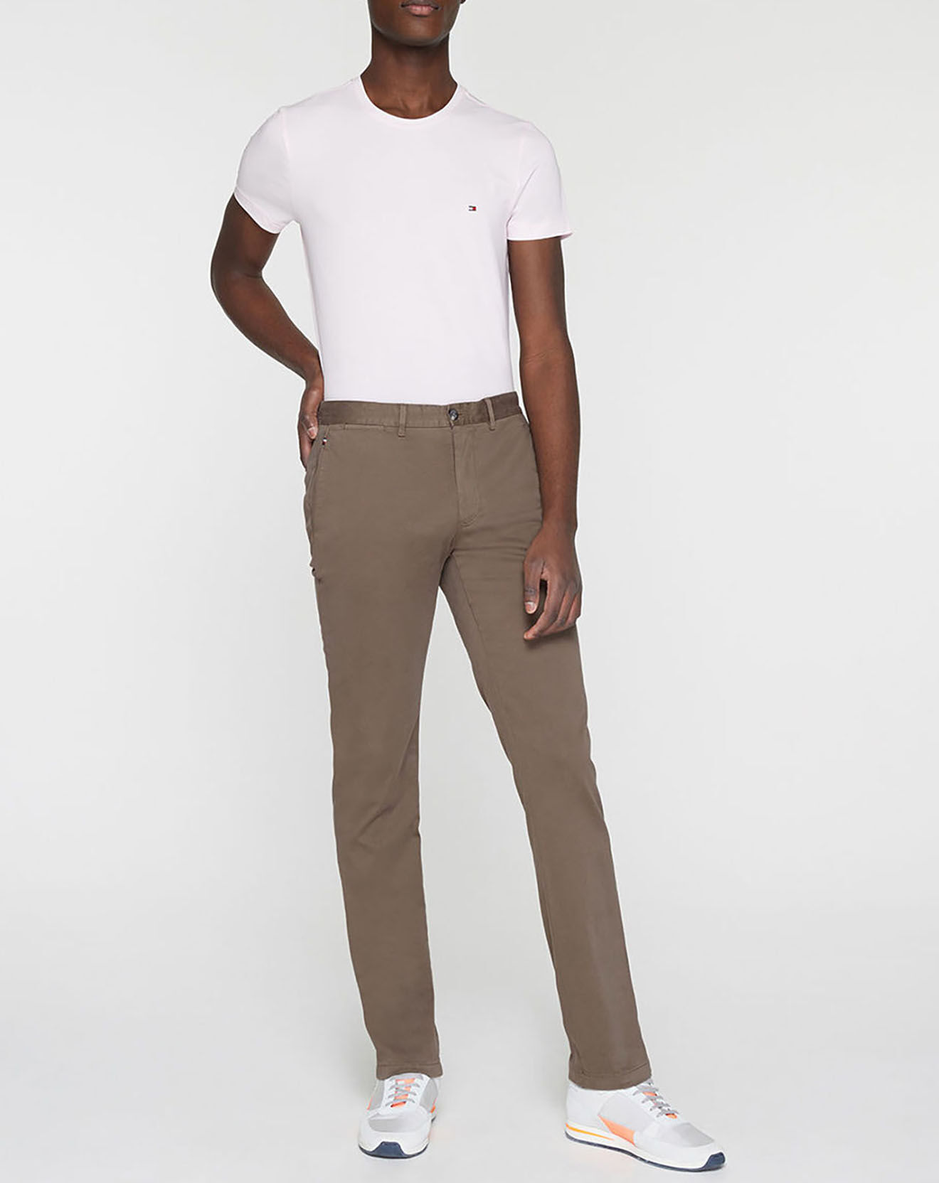 Tommy Hilfiger Pantalon regular fit chino denton th flex satin gmd marron