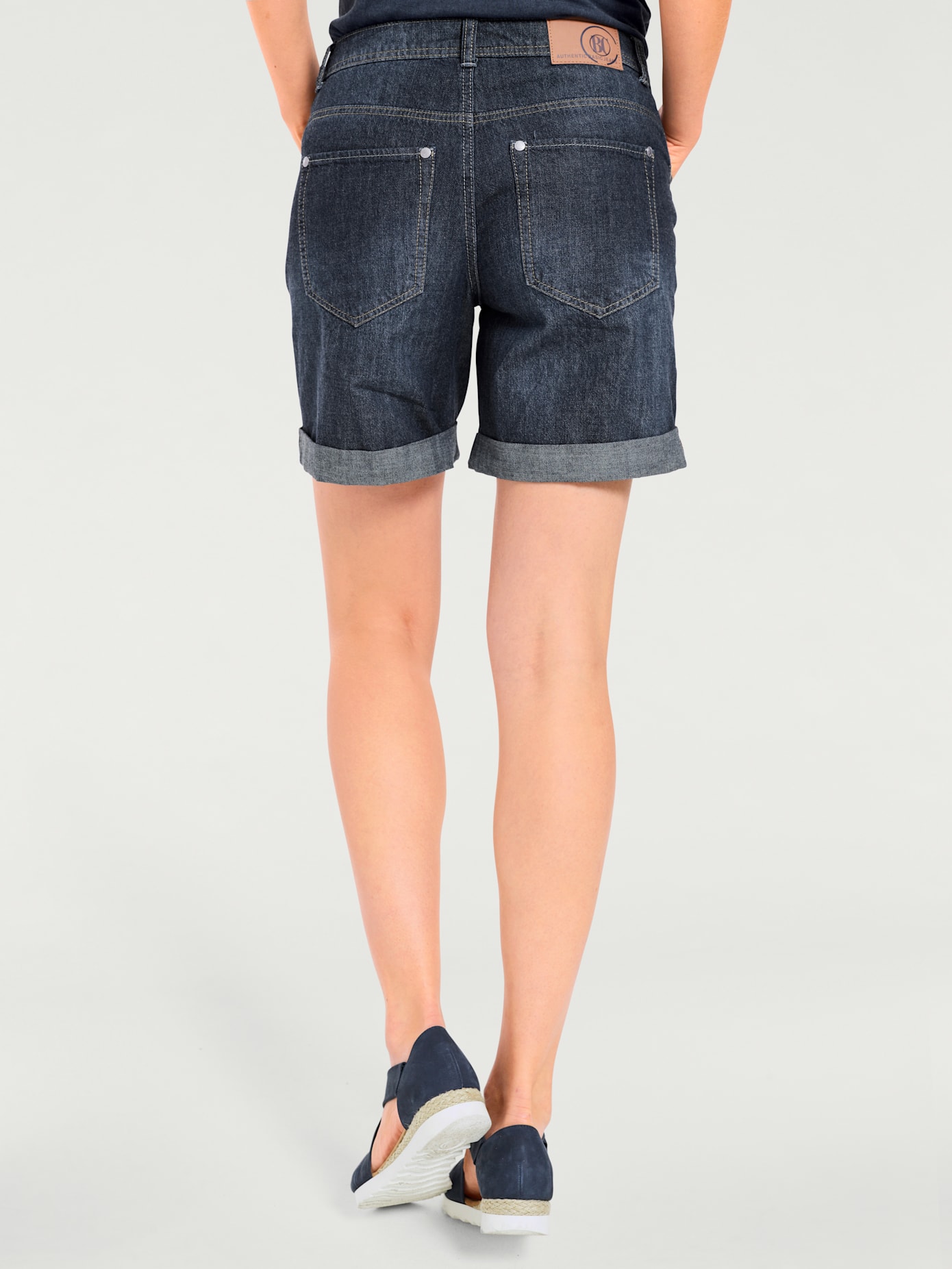 Short en jean coupe droite