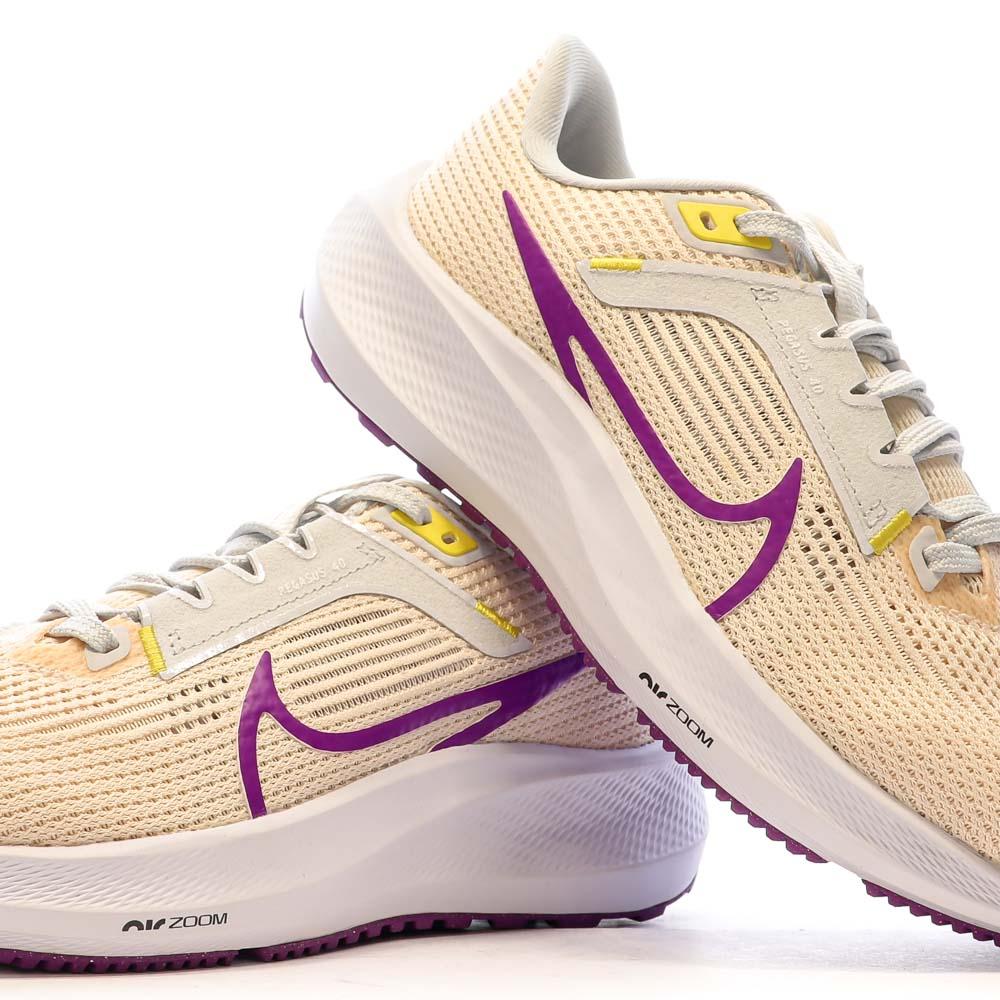 Nike Chaussures de running Beige/Jaune Femme Nike Pegasus