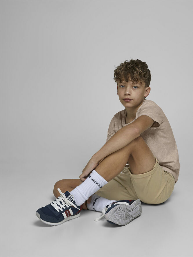 Jack & Jones JPSTBOWIE JJSHORTS SOLID SA SN JNR Oxford tan