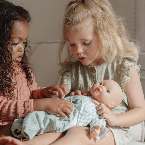 Babypop kleertjes groen kopen? | Little Dutch