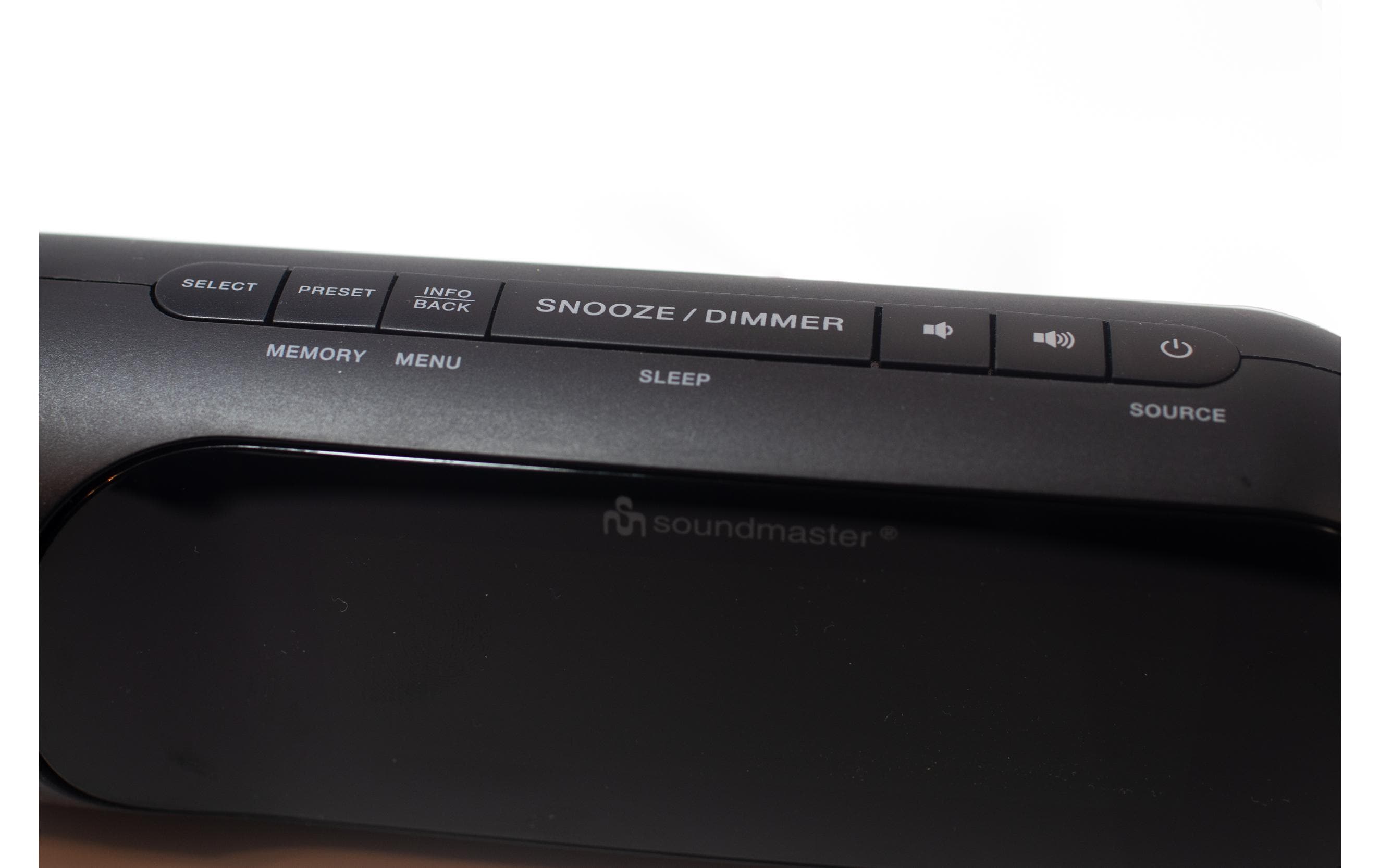 Radiowecker UR6600SW SchwarzUhrenradio mit DAB+, UKW und zusätzlichem Nachtlicht