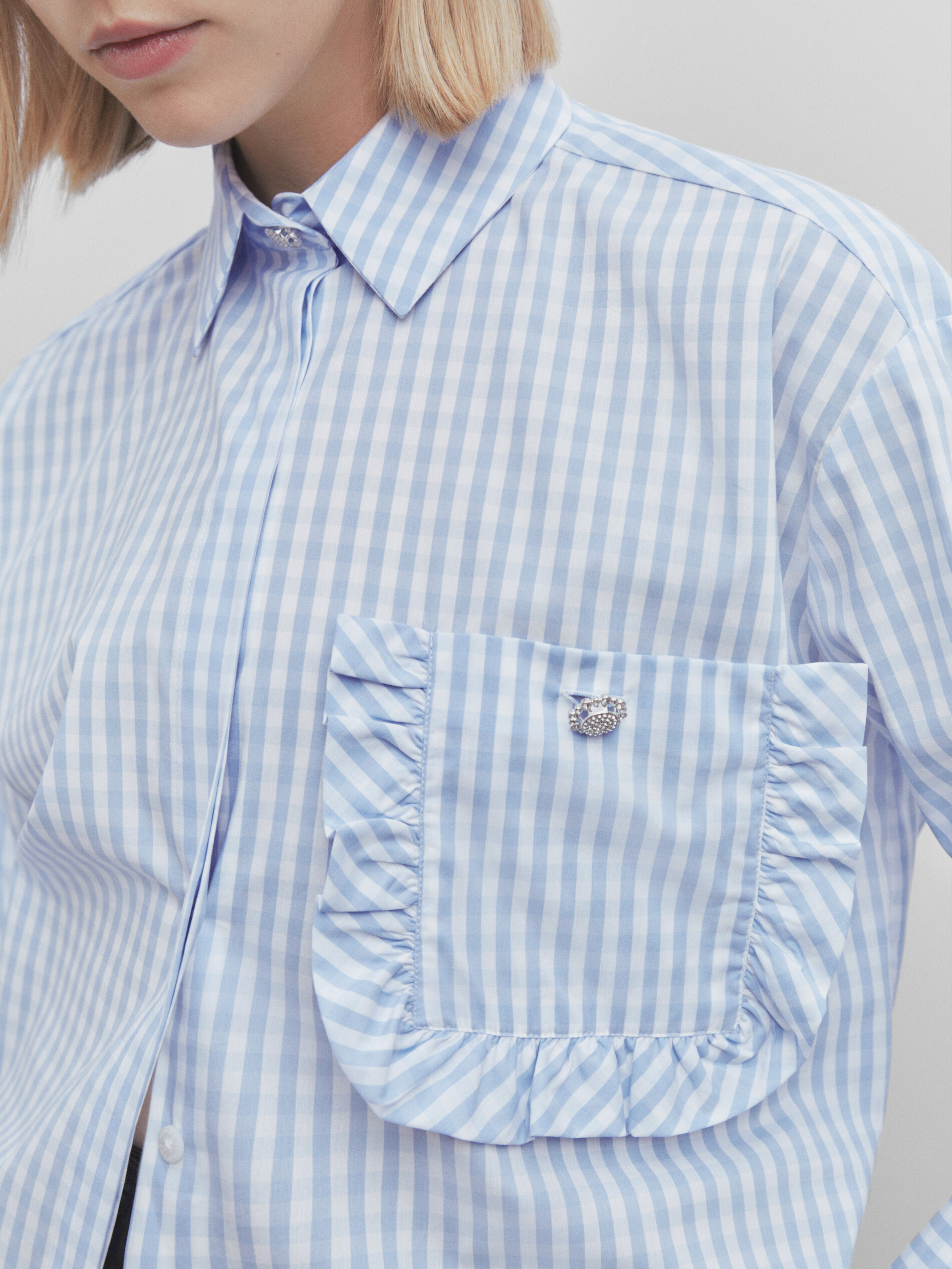 Camisa xadrez vichy com bolso com babado - Studio - AZUL