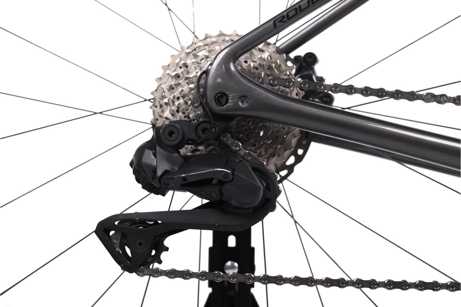 Specialized Roubaix Expert (2022) | Diamond