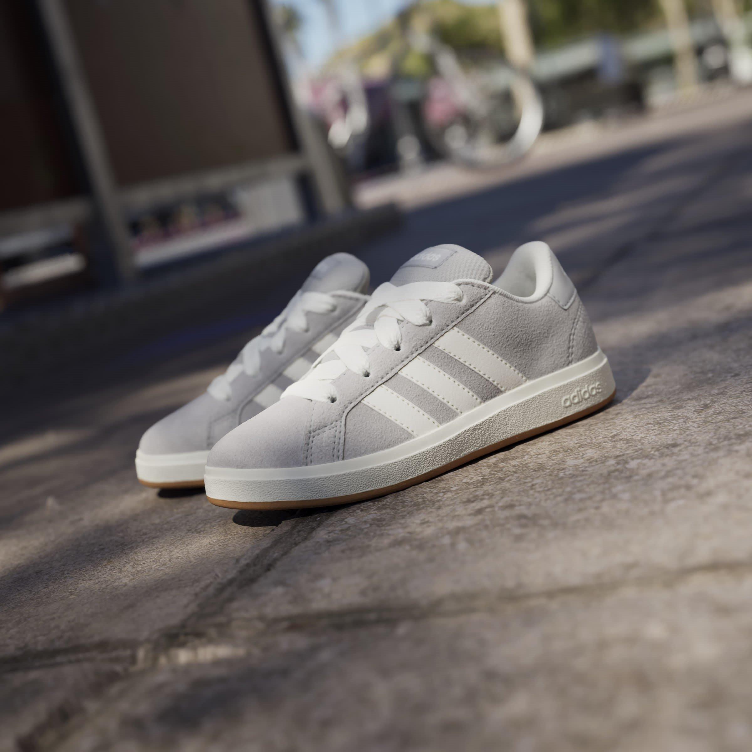 adidas Grand Court 00s Trainers Juniors