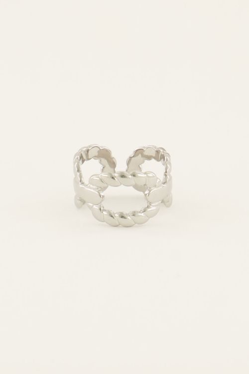Ring schakels met touwpatroon