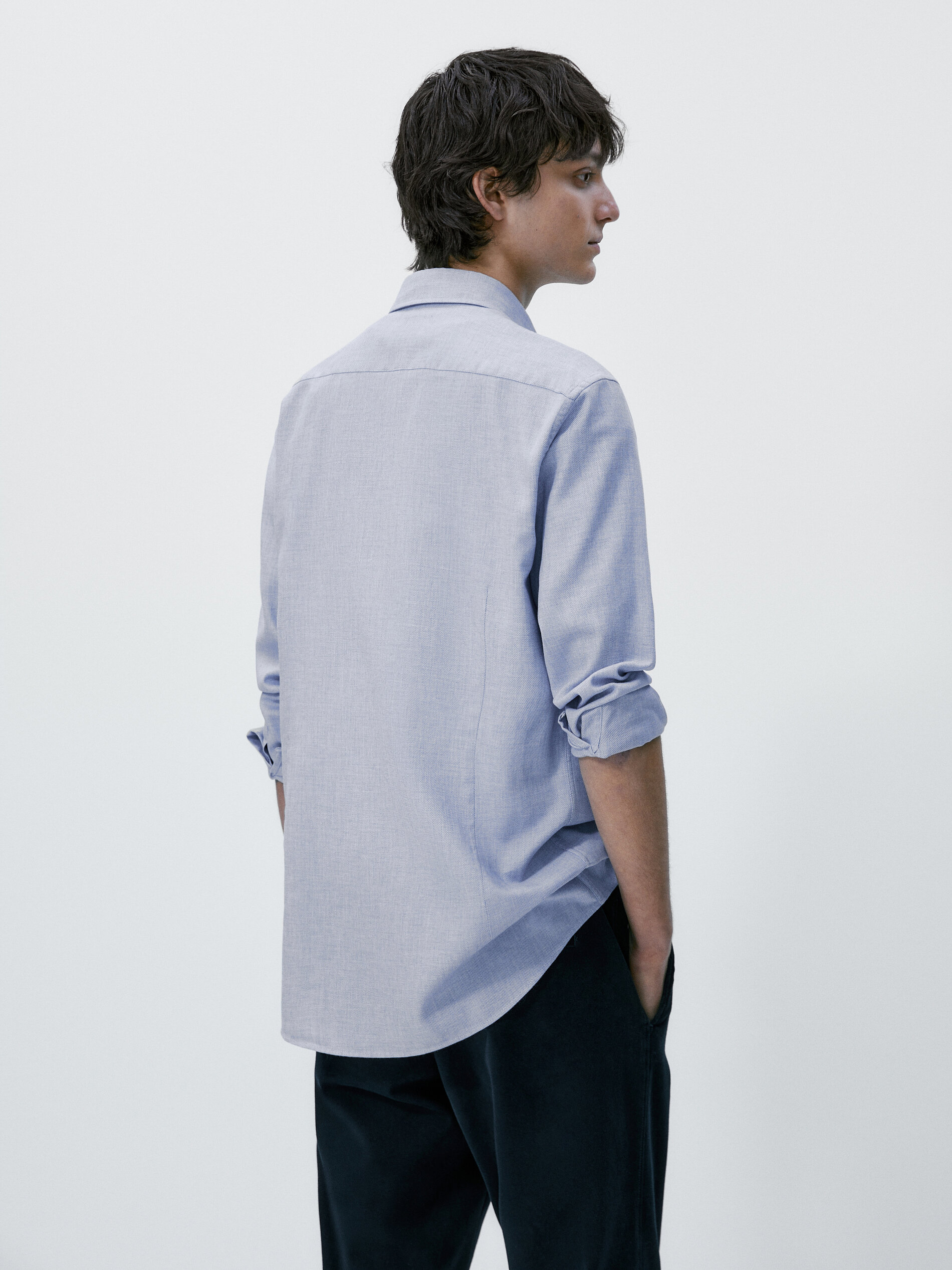 Camisa slim fit em algodão mesclado - AZUL CLARO