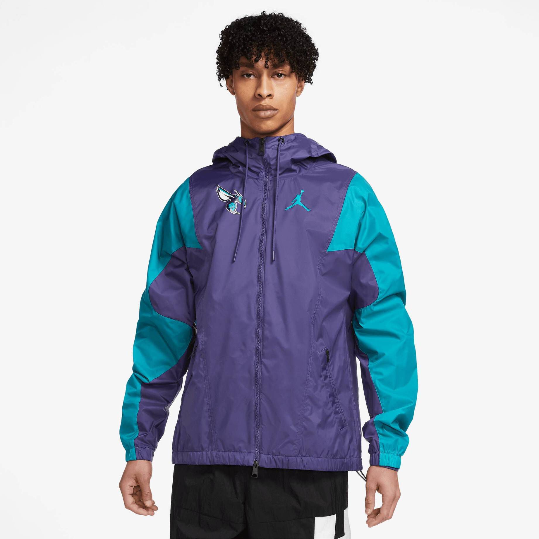 Nike| Herren Jacke NBA CHARLOTTE HORNETS COURTSIDE STATEMENT