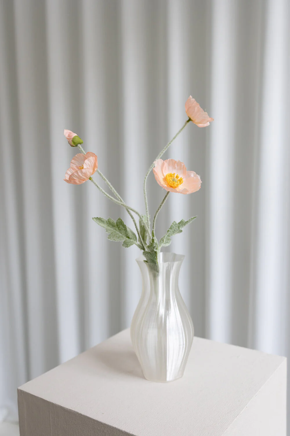 BLOOM OBJECTS  Bloom vase, Ivory - H19 cm.