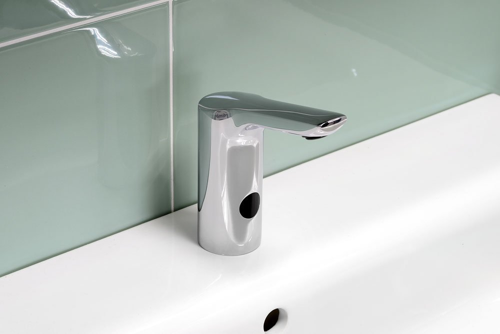 Sapho infrarood wastafelkraan 6V DC chroom