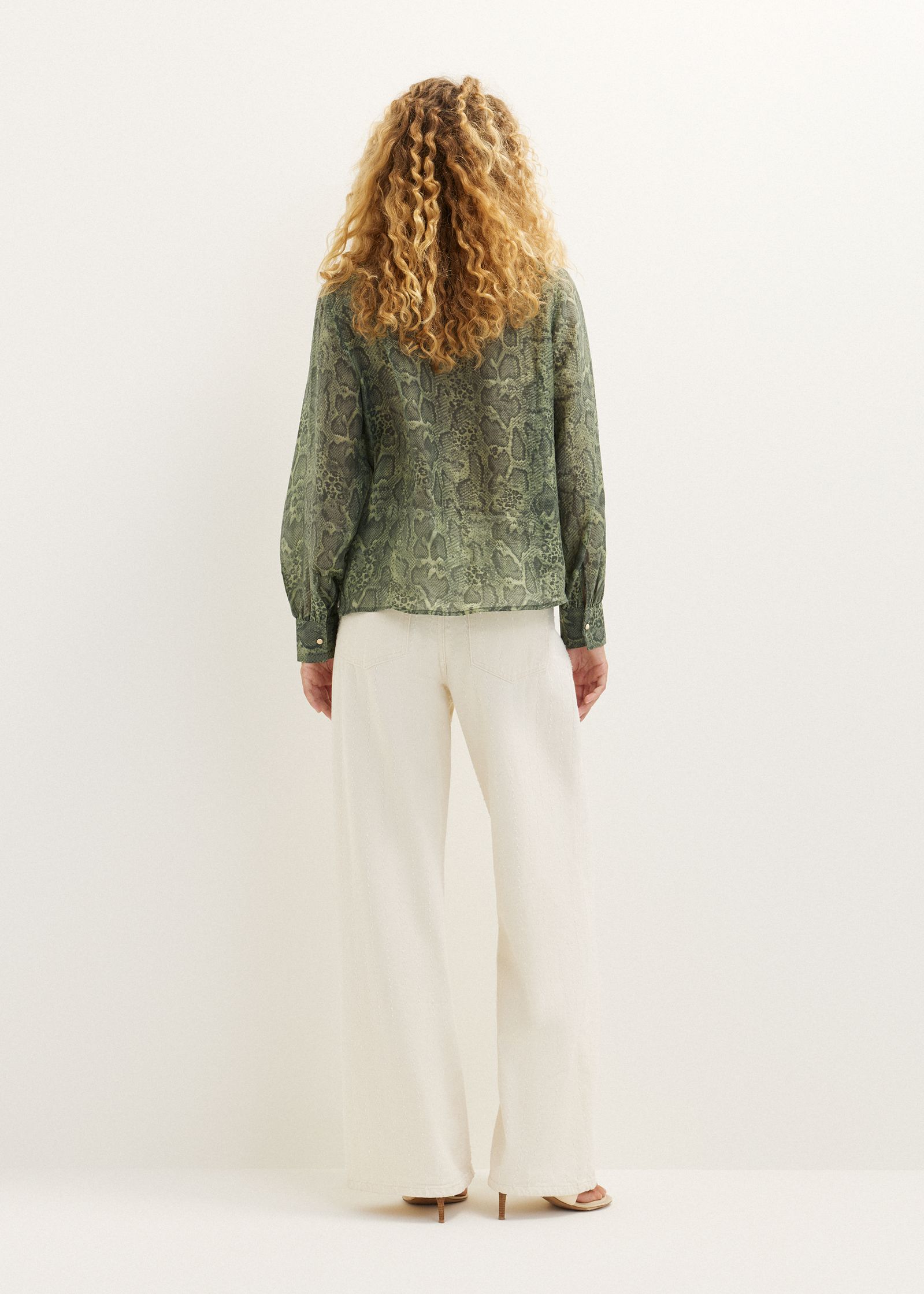 Blouse met slangenprint