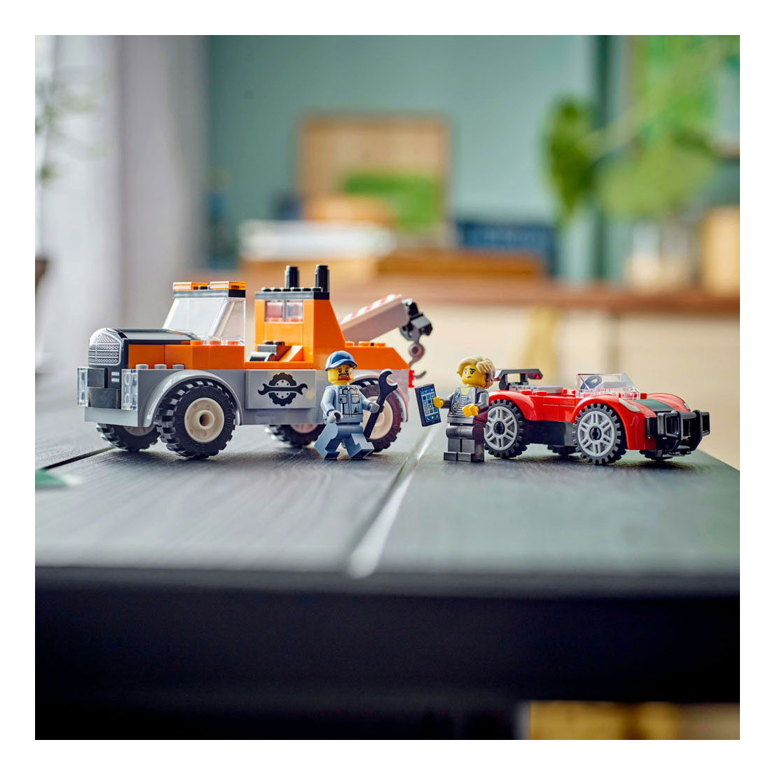 LEGO City 60435 Sleepwagen en Sportautoreparatie