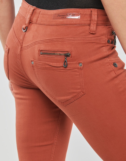 Freeman T.Porter - ALEXA CROPPED S-SDM - Rouge