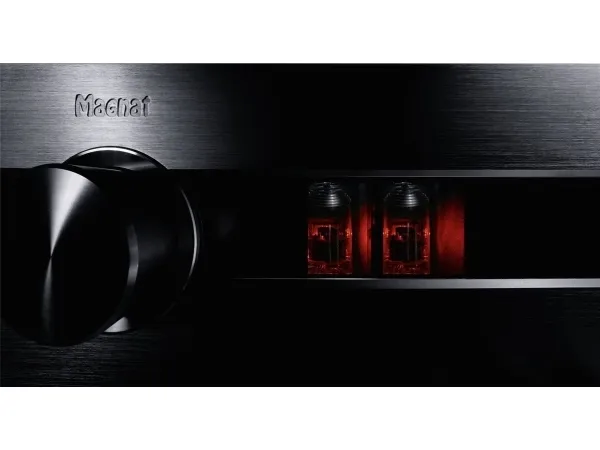 Magnat MA 900 - Forstærker - 2 x 130 Watt - sort