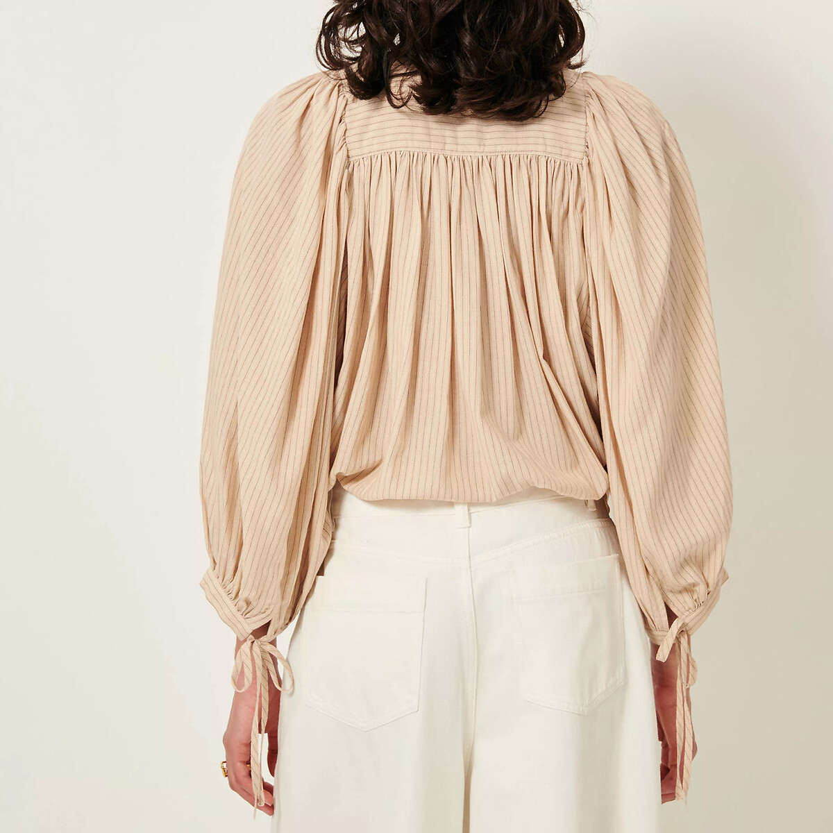 Blusa listrada SESSUN com decote redondo e mangas bufantes, DALI