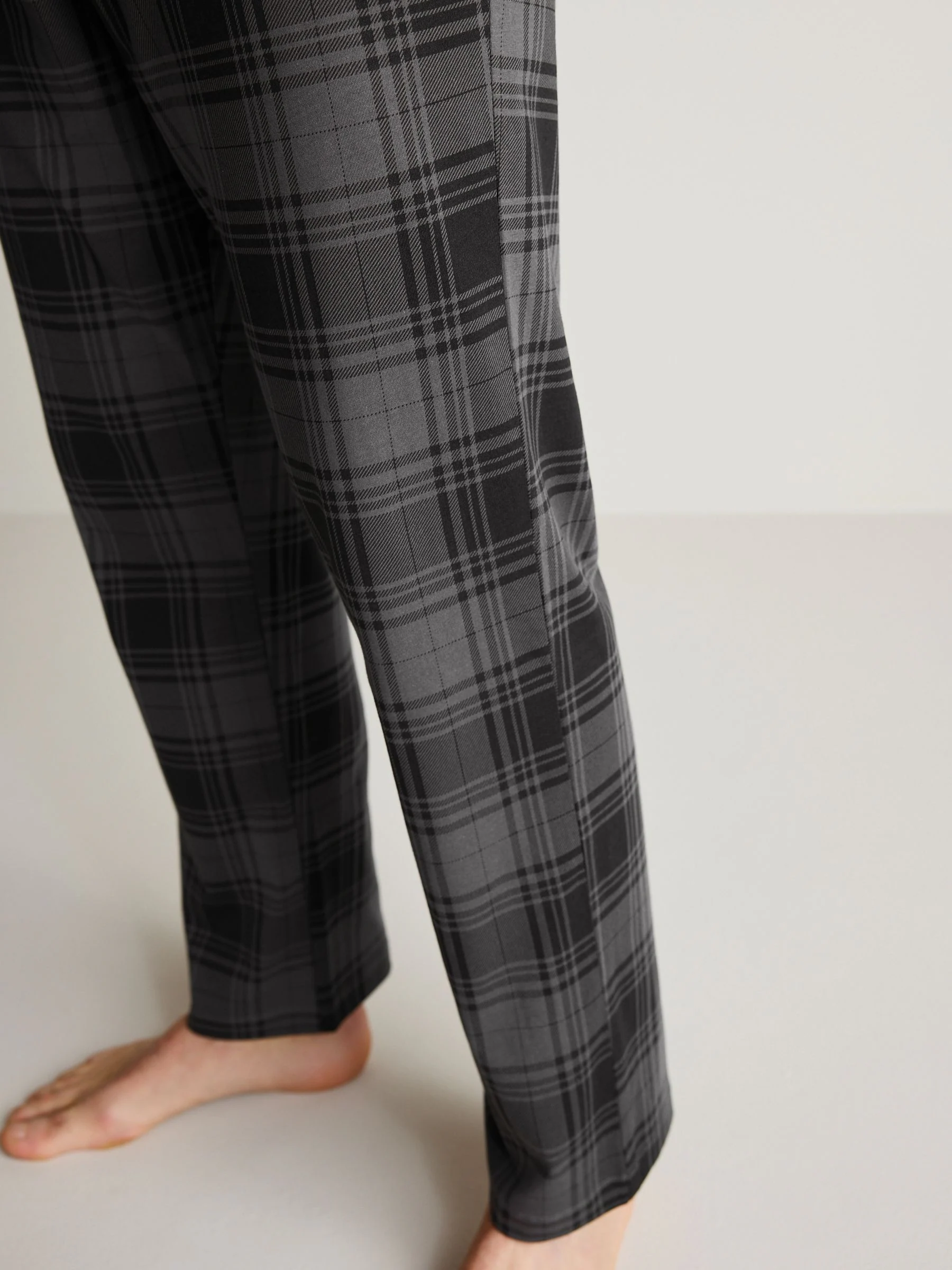 Zwart/grijs geruit - 2 jersey pyjama's