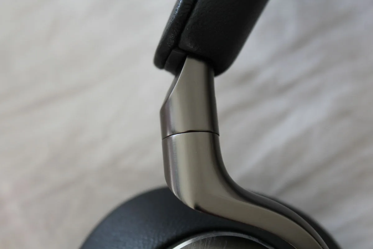 B&W PX8 Noir Casques Bluetooth
