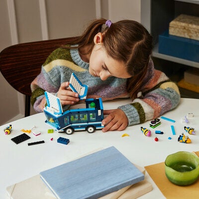 LEGO Despicable Me 75581 Minions’ festbuss med musikkanlegg