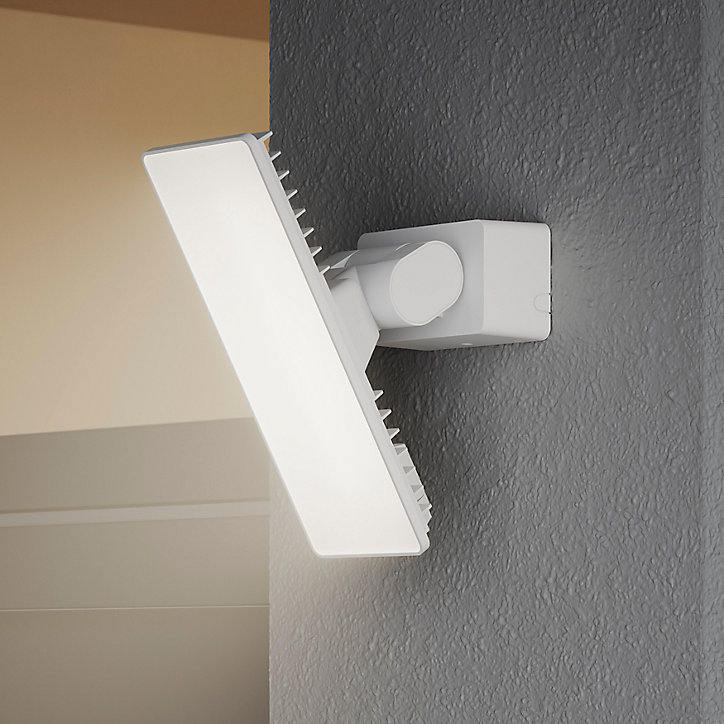 Projecteur LED Davern 3000lm 30W IP65 GoodHome blanc