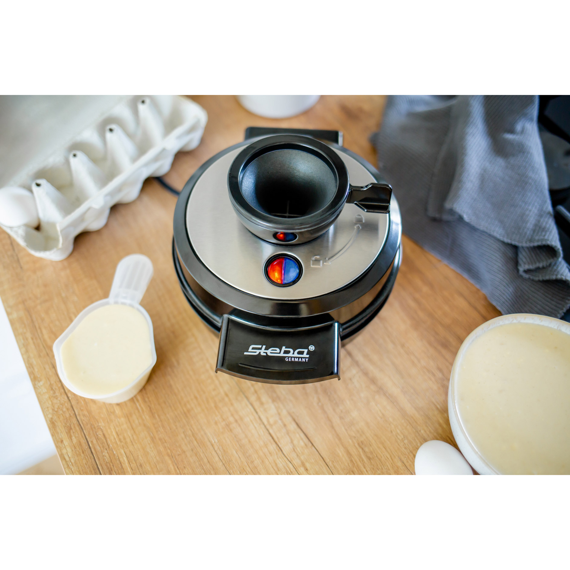 STEBA Waffeleisen WE 20 VOLCANO - schwarz - für 4 Waffeln