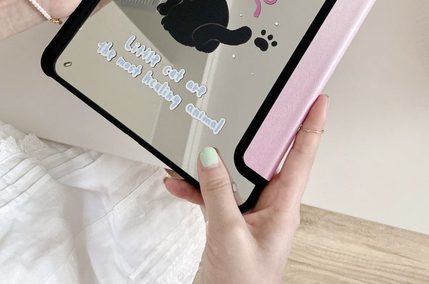 Vachie - Kat gespiegeld iPad-hoesje