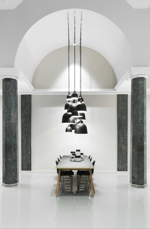 Normann Copenhagen Bell hanglamp small, zand