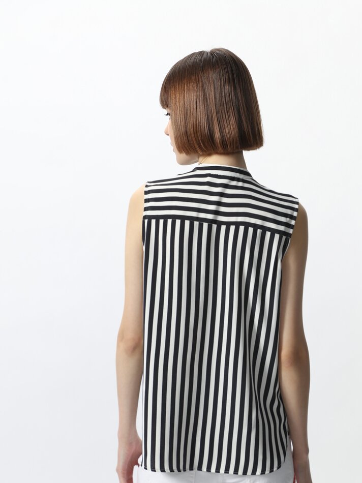 Camisa com gravata no pescoço - Preta/branca