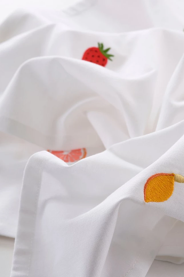 CILIA brodert serviett 4-pakning
