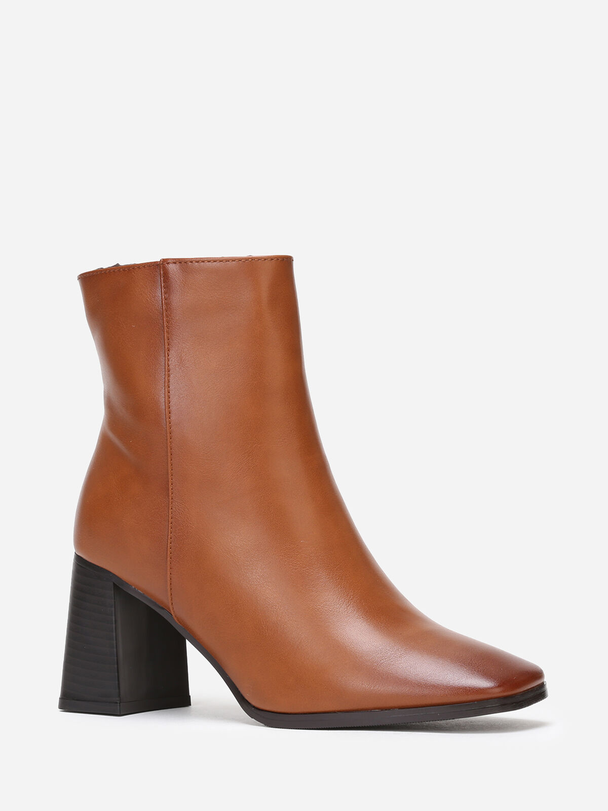 Bottines à bout carré et large talon- Camel