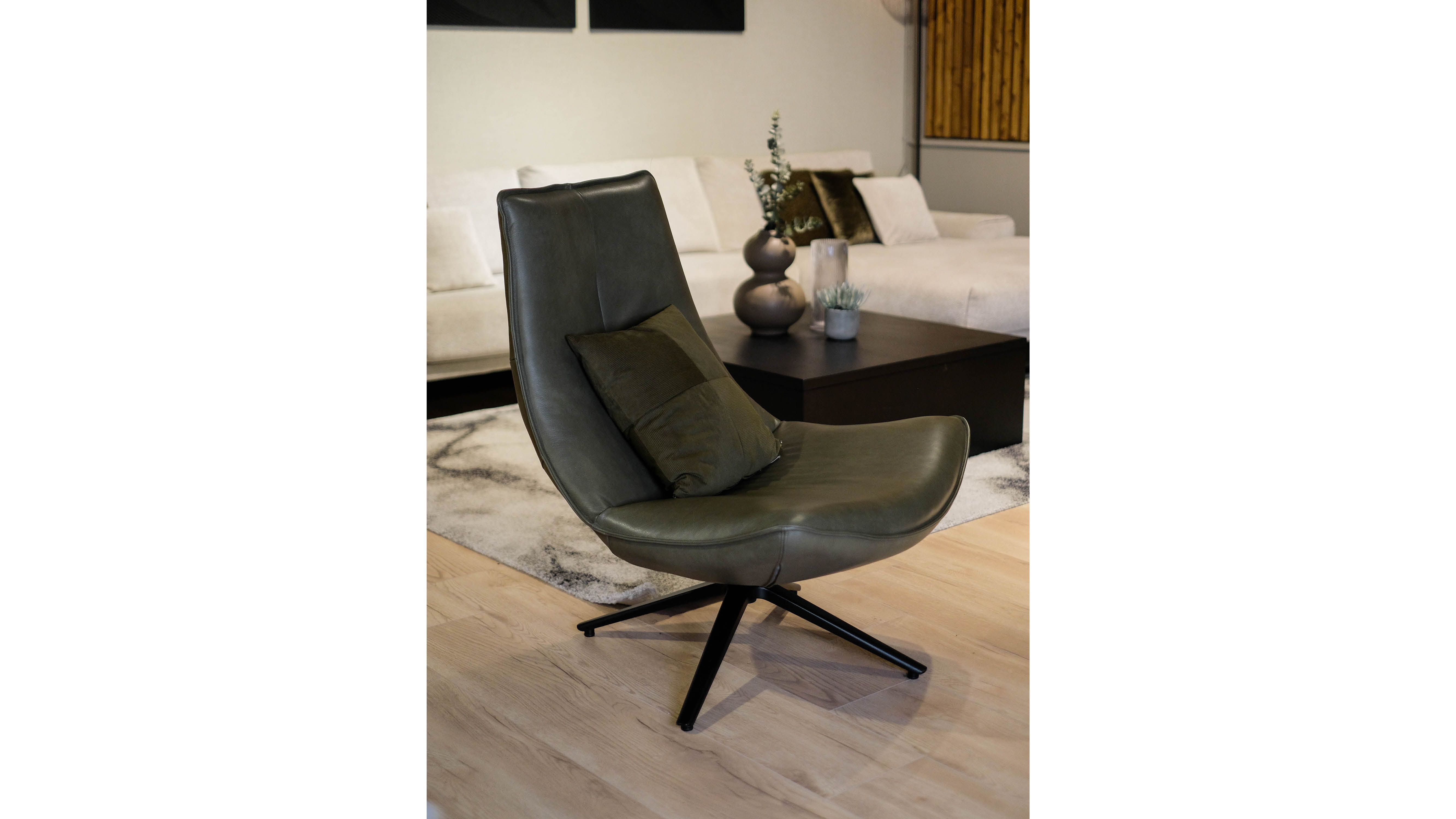 Draaifauteuil Menno B83 x D83 x H96 cm