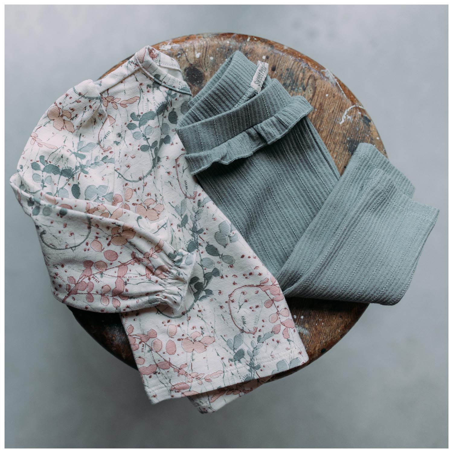 Sweet petit baby shirt Lore lange mouwen all over print multi